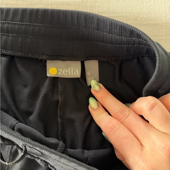 Zella Joggers - Picture 2 of 2